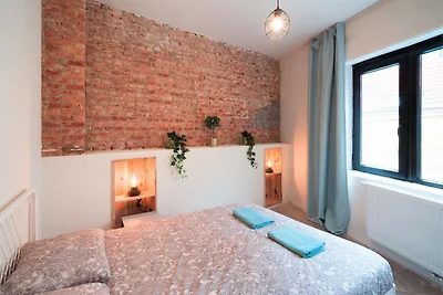 Industrieapartments | 2 Schlafzimmer, 2 Bäder...