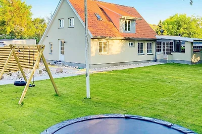 12 Personen Ferienhaus in Væggerløse