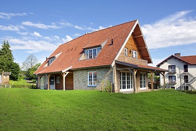 Elegante Villa mit Garten in Slenaken