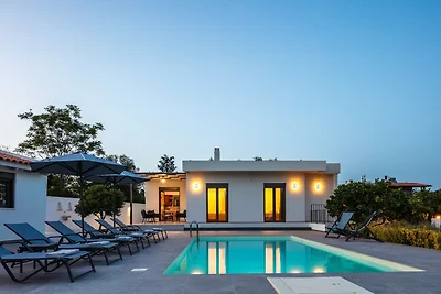 Villa in Rethymno mit privatem Pool