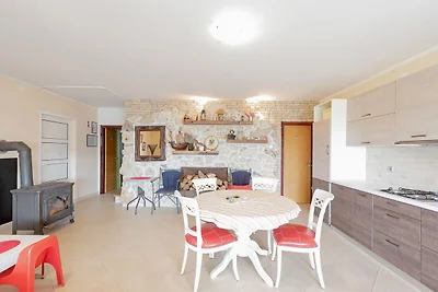 Moderna casa vacanze a Mandre con barbecue