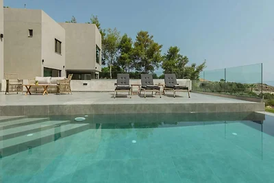 Villa sul mare con vista a Vasilikos