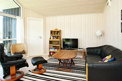 Helles Strandhaus Ruckzug -- By Traum...