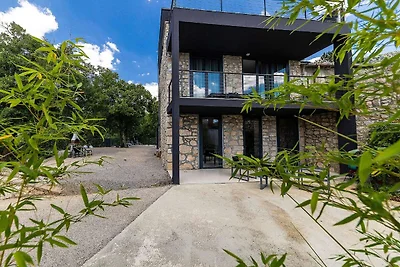 Modernes Ferienhaus in Grizane mit privatem...