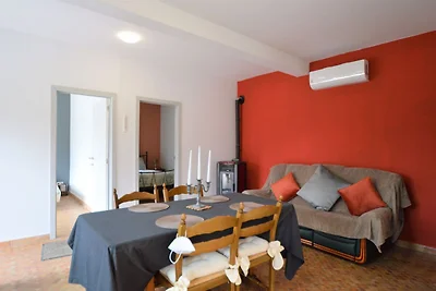Ferienhaus in Rosée mit privaten Seen