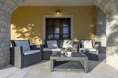 Villa in Vrsar with swimming pool