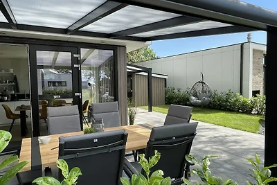 Ferienhaus in Lathum mit Schwimmbecken