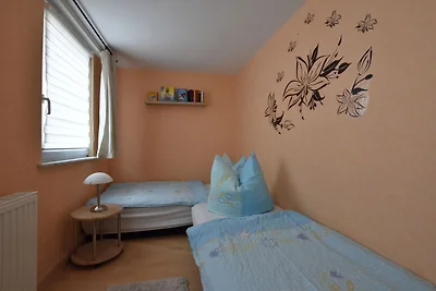 Ferienhaus mit eigener Terrasse in Russow