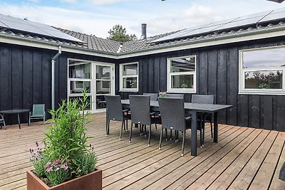 10 persone case ad Hadsund