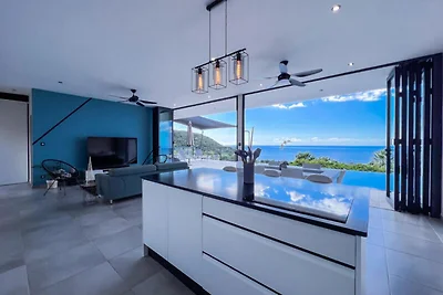 Villa a Bouillante con piscina a sfioro