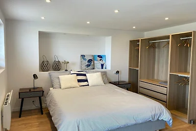 Premium-Ferienhaus, Rosa Granitküste