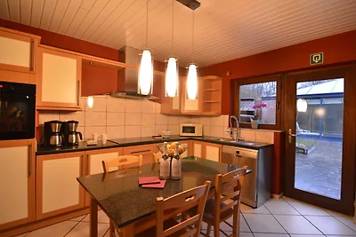 Schönes Ferienhaus mit privatem Swimmingpool