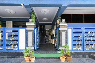 Moderna beatitudine all'Hitech City di...