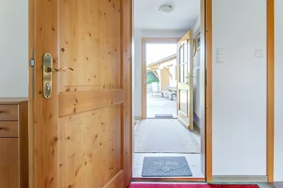 Wohnung in Wildsteig mit möbliertem Garten