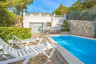 Villa in Strandnähe in Lloret de Mar