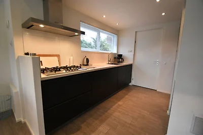 Moderno bungalow vicino al lago Veere