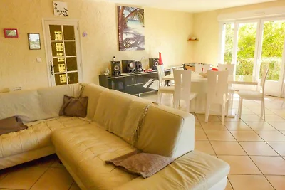 Schönes Ferienhaus in Argeliers mit...