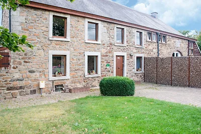 Ferienhaus in Jalhay f�r neun Personen