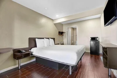 1 letto matrimoniale king size | Vietato...