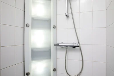 Ferienhaus in Hooghalen mit Whirlpool