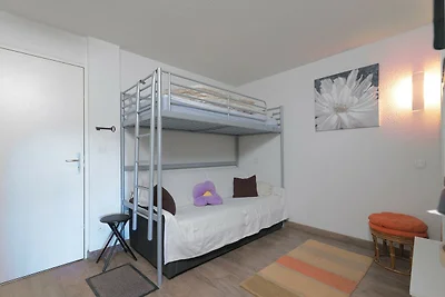 Appartement in Allos met zwembad en balkon