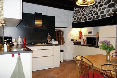 Modern vakantiehuis met zwembad