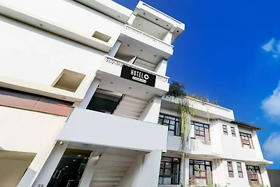 Hotel O Insaf Nagar Munshipuliya