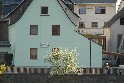 Vakantiehuis in Briedern met zwembad