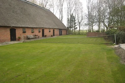 Elegante casa vacanze a Zuidzande con sauna