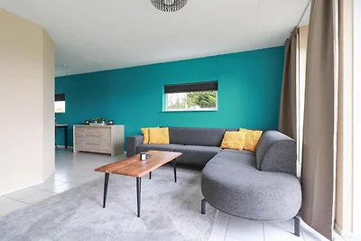 Komfortabler Bungalow für 4 Personen mit Steg