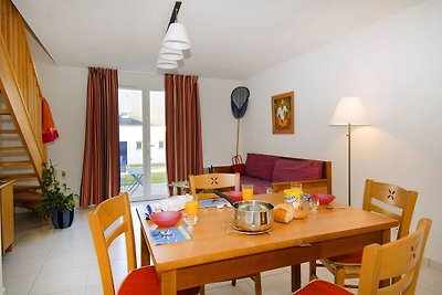 Colorful maisonette, just at 700 m.