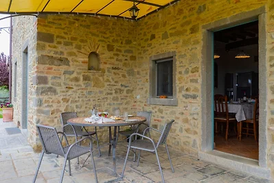 Ferienhaus in Cortona mit Pool und Aussicht