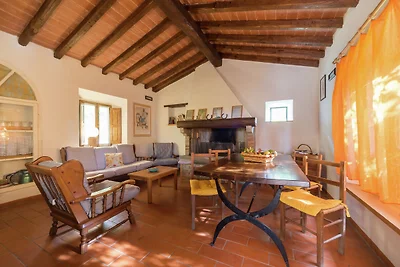 Ruhiges Chalet mit privatem Pool