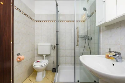 Charming Lovran Apartments with Wonderful Sea...