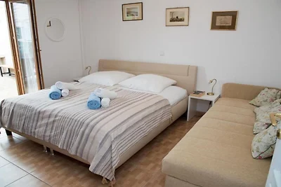 Spacious and Tranquil Apartments with Shared ...