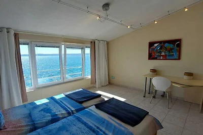 Three Bedroom Holiday Home