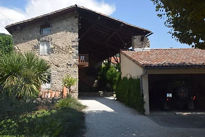 Ruhiges Ferienhaus mit Pool in Ardèche