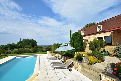 Gemütliches Ferienhaus mit Schwimmbad