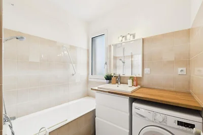 Apartment in St-Gilles in der Nähe des Hafens