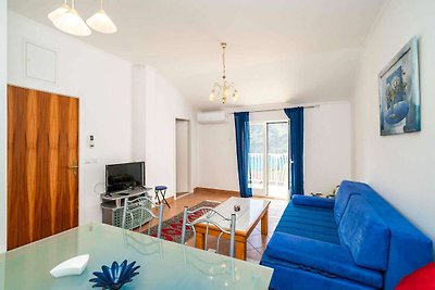 Apartments Peco - Studio Apartment with Balco...