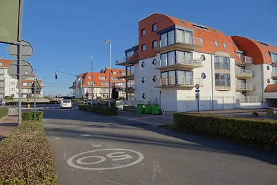 Apartment in Nieuwpoort mit Meerblick