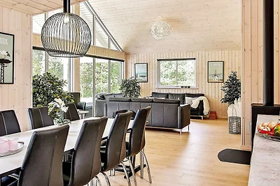 18 Personen Ferienhaus in Højby