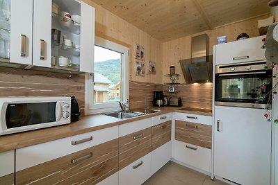 Chalet mit Whirlpool im Freien