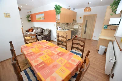 Ferienhaus mit privatem Pool in Böhmen