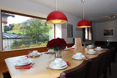 Geräumiges Chalet in Kirchberg mit Bergblick