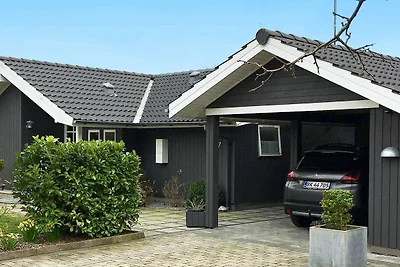 6 Personen Ferienhaus in Nakskov-By Traum