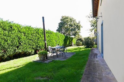 Nobles Bauernhaus in Cortona mit Swimmingpool