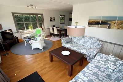 Ferienhaus in Rohel mit Schwimmbecken