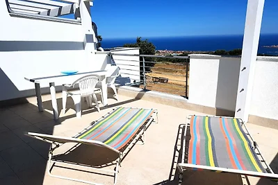 Terrasse, Klimaanlage und privater Parkplatz