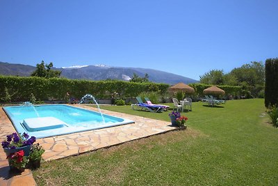 Rustic Cottage in El Padul with private...